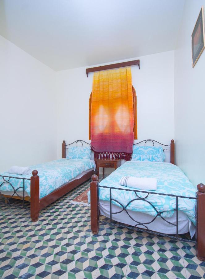 Hotel Touraghine 셰프샤우엔 외부 사진