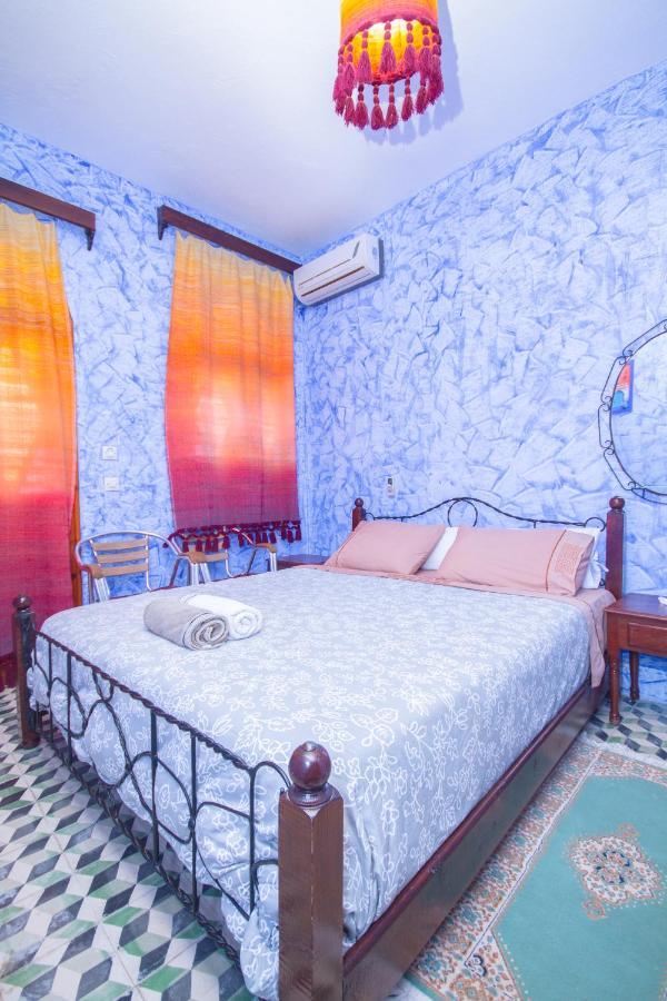 Hotel Touraghine 셰프샤우엔 외부 사진